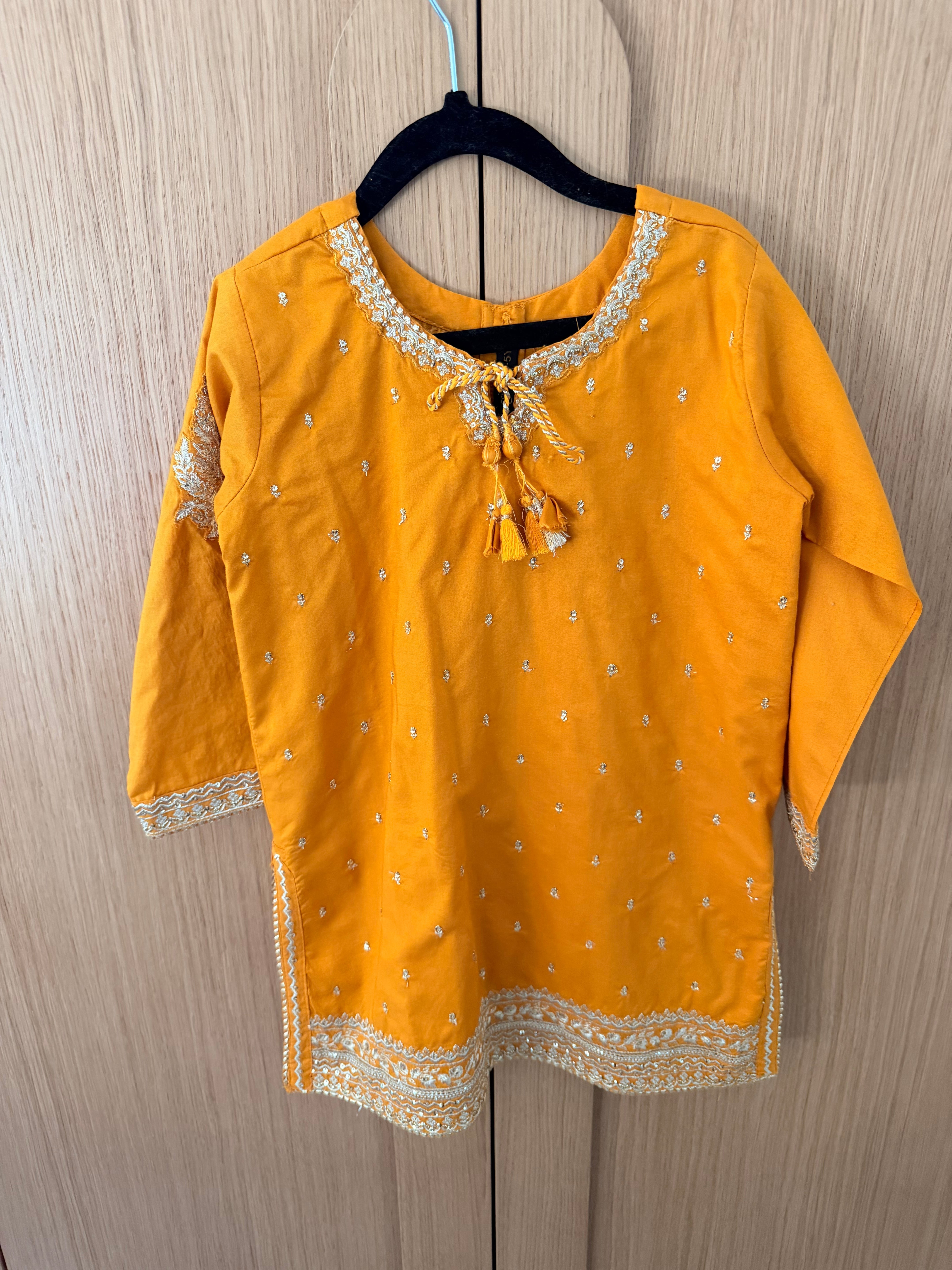 J. Girls by Junaid Jamshed Mustard Silk-Finish Lawn Embroidered 3-Piece Shalwar Suit – 4–5 Years