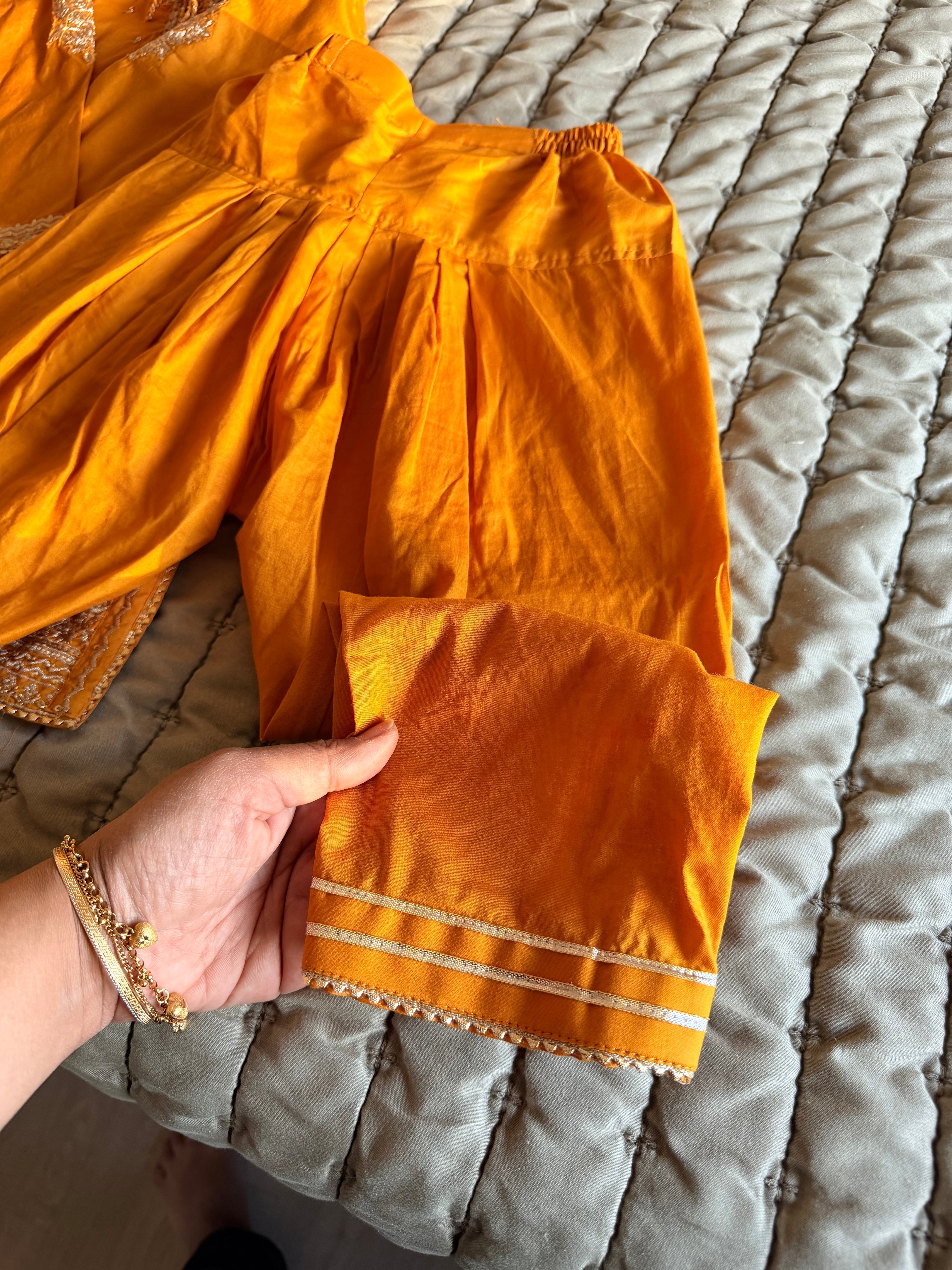 J. Girls by Junaid Jamshed Mustard Silk-Finish Lawn Embroidered 3-Piece Shalwar Suit – 4–5 Years