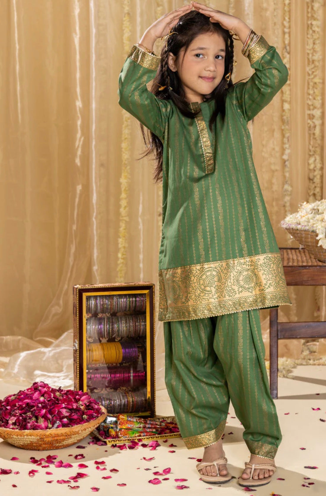 J. Girls Green & Gold Printed Lawn 2-Piece Shalwar Suit – 3–4 Years